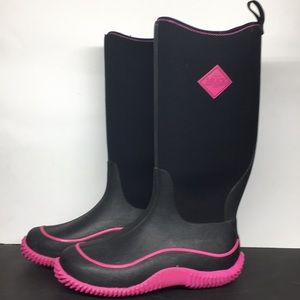 MUCK BOOTS size 7. Winter waterproof 15” HAW-404